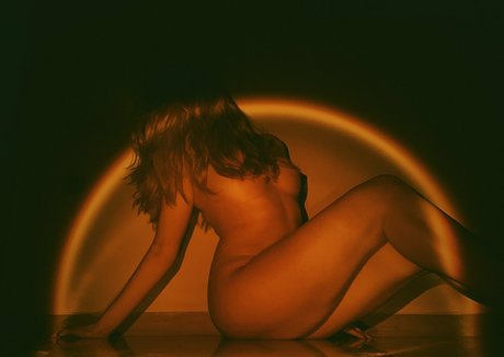 deniedlilly star naked image