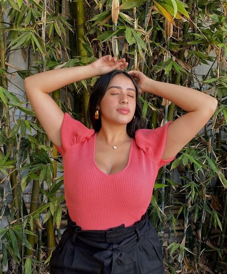 baelib pornstar hot pic