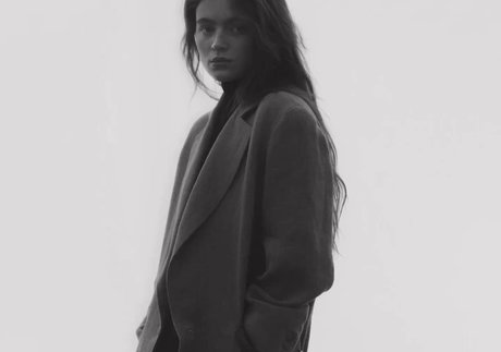 Sadie Sink model naked photo