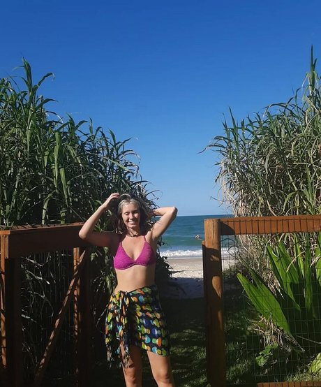 Julia K Barni star pornographic images