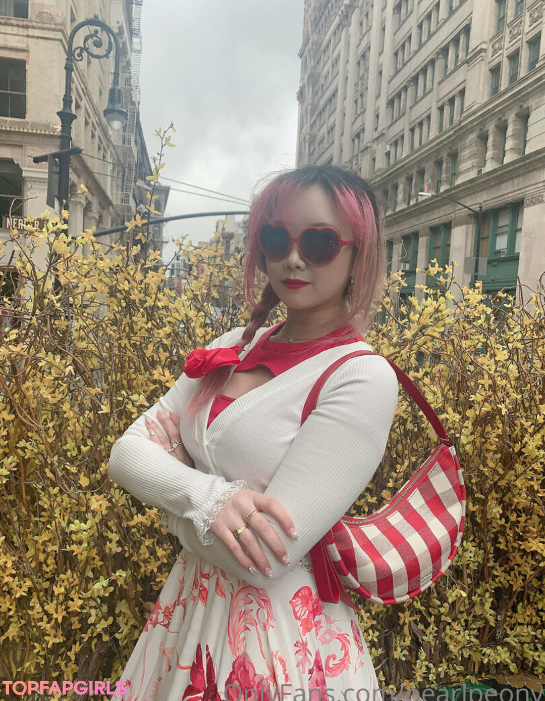 pearlpeony high quality actress pic