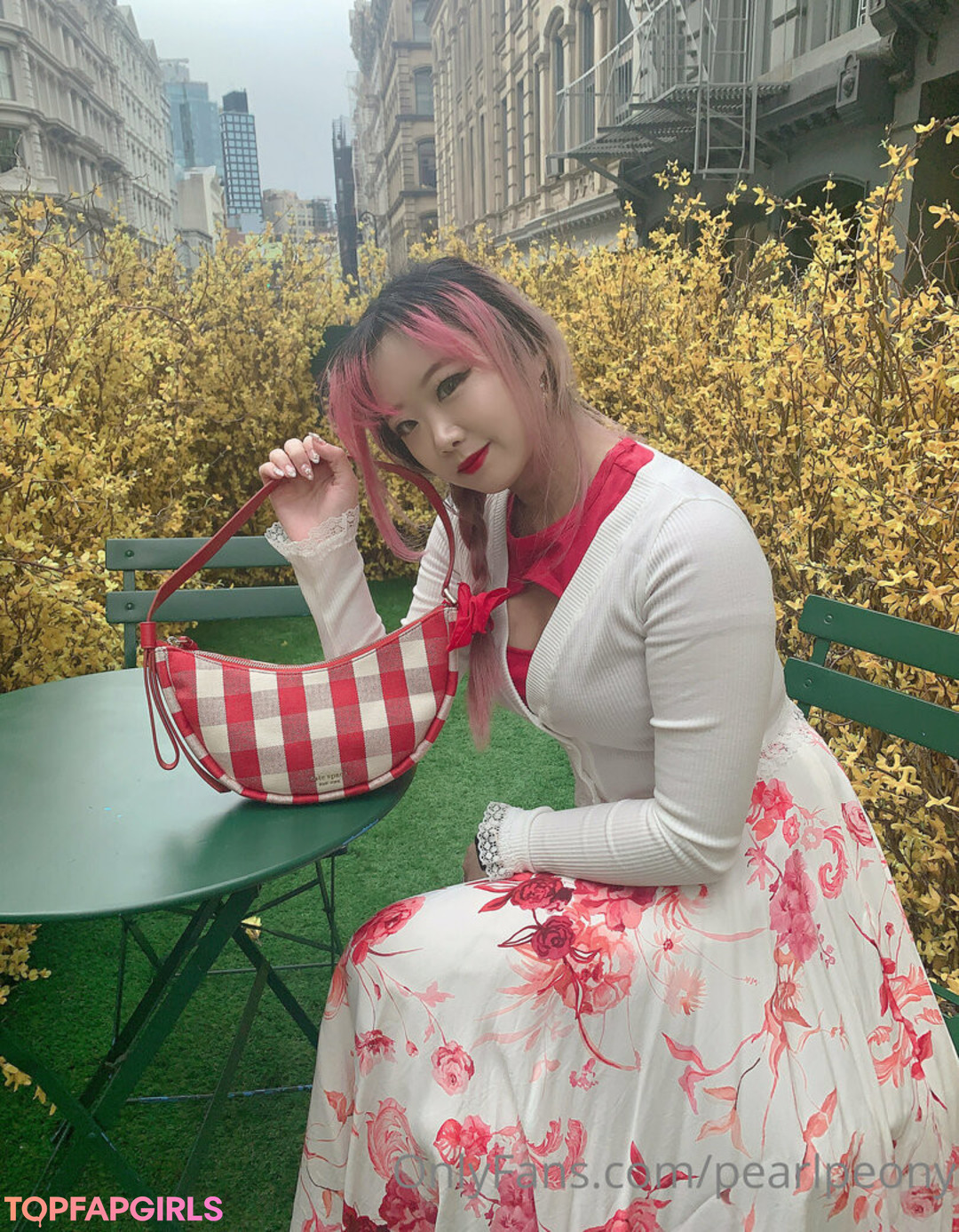 pearlpeony star adult picture