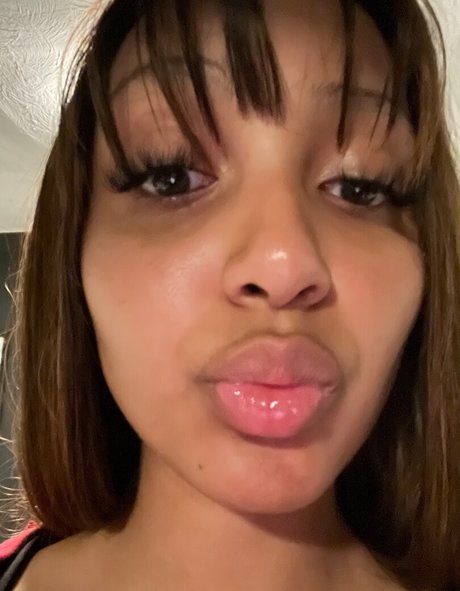 PinkPantheress pornstar exclusive pic