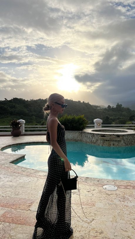 LilyMayMac hot pornstar pic