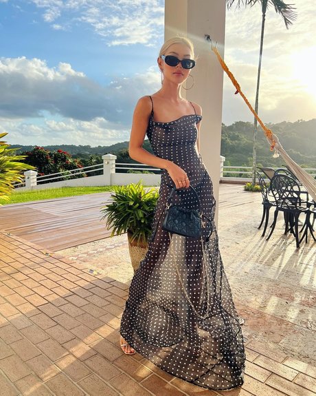 LilyMayMac hot star photos