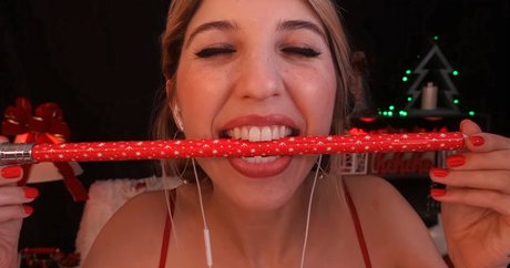 FrivolousFox ASMR thumbnail