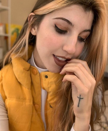 FrivolousFox ASMR sexy actress images