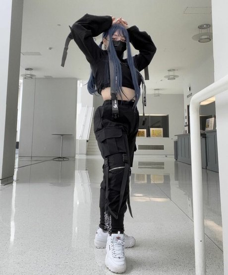 _sugashi adult star images