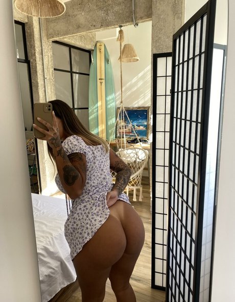 Julia Bhering high quality pornstar img