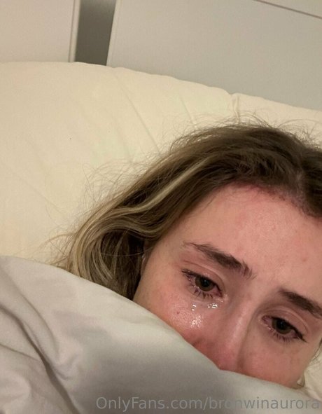 tiny onlyfans beautiful image