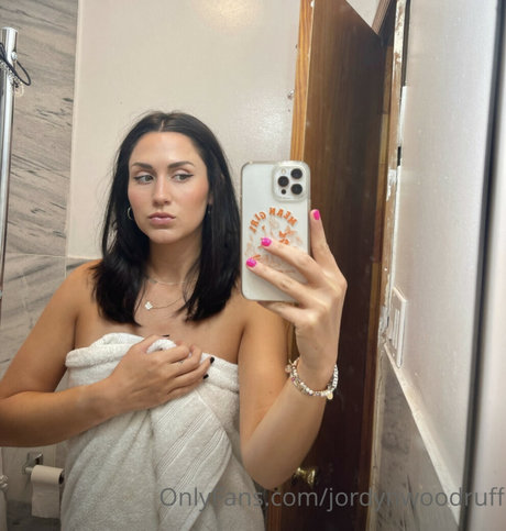 Jordyn Woodruff pornographic star img