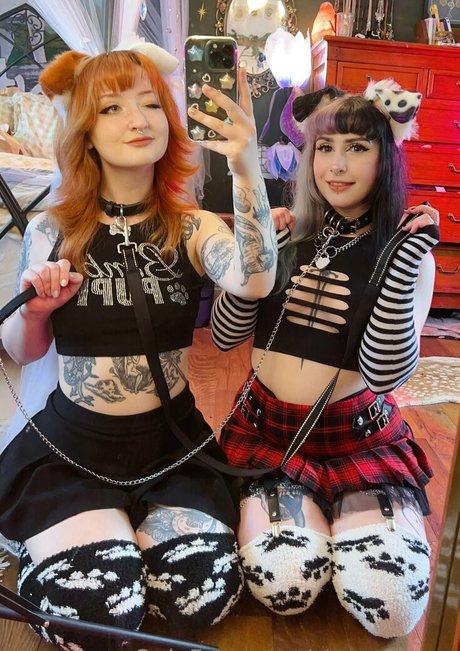 Starryfawnn free model picture