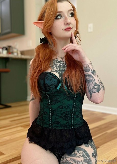 tattooed redhead onlyfans top photos