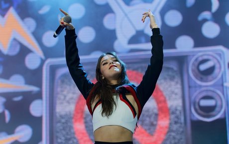 Hailee Steinfeld nude actress pic