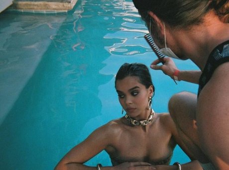 Hailee Steinfeld porn model galleries