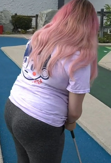 Alluux sexy pornstar image