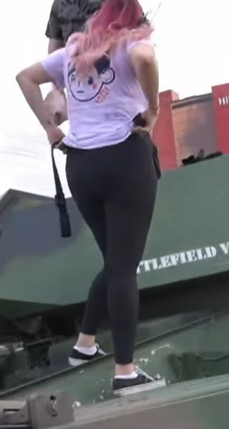 Alluux top star archive