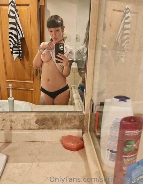 wide onlyfans free naked picture