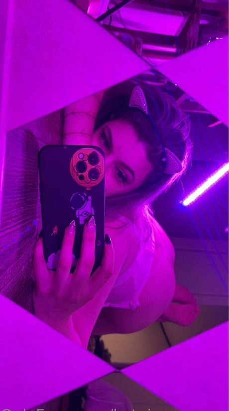 katnipeverweed beautiful pornstar images