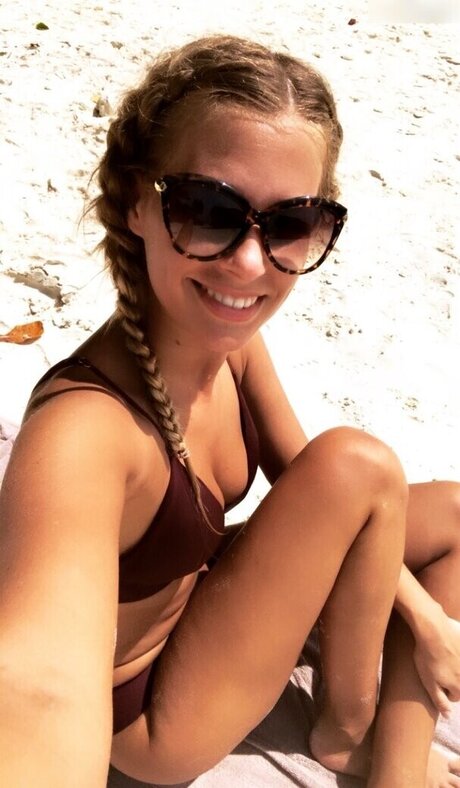 Carolina Peukmann hd star photos