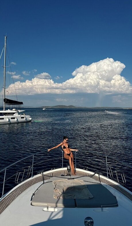 Enisa bukvic naked actress galleries