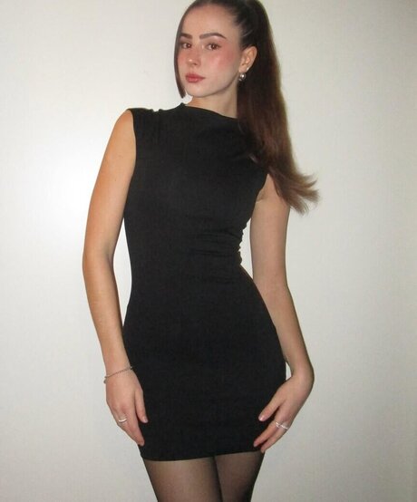 Lara Marie Kremer pornstar hd photo