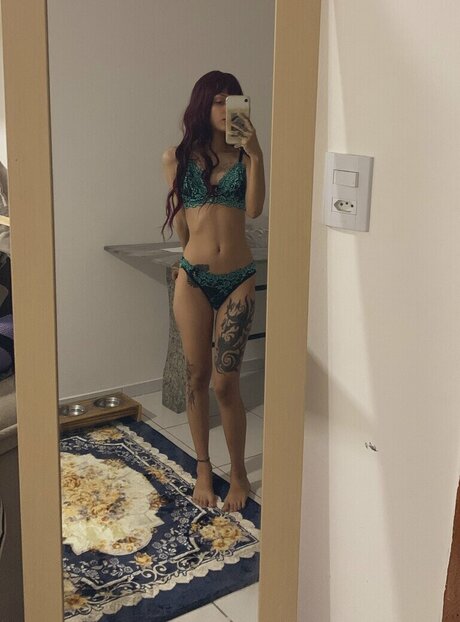 Alef Passarinho sexy pornstar gallery