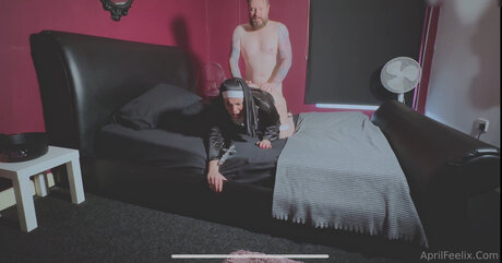April Feelix naked pornstar image
