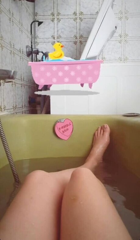 Joyce Ilg star sexy pictures