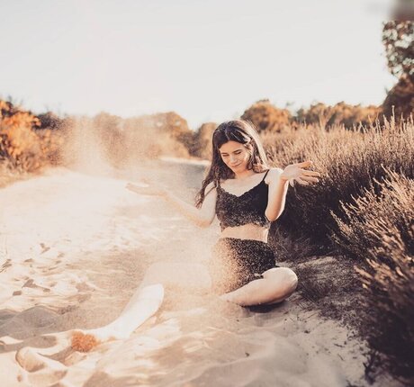 Joyce Ilg star perfect photos