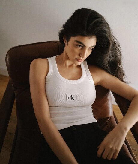 Soulin Omar model top images