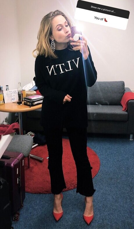 Sophia Fl rsch erotic actress archive