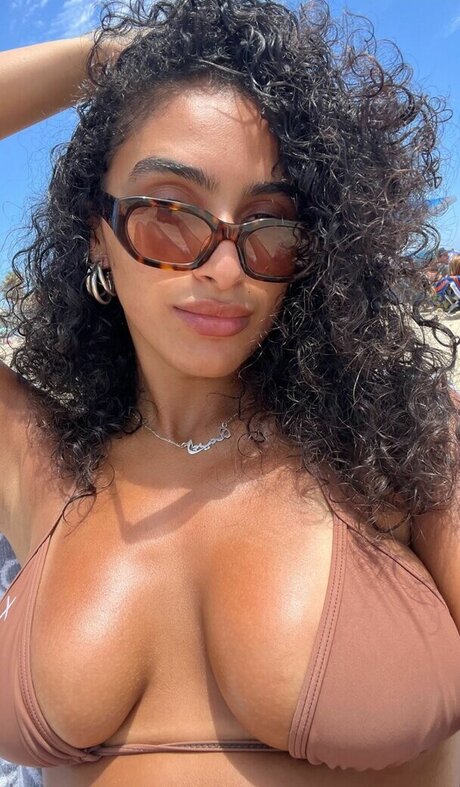 Imangharram xxx model image