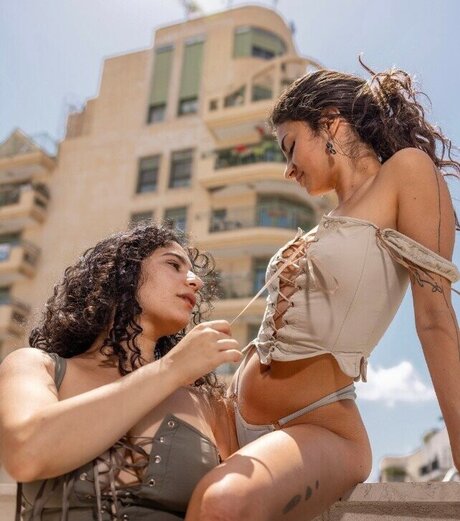 aaurora 1111 pretty pornstar img