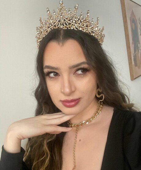 Ashley Ippolito star nice pic