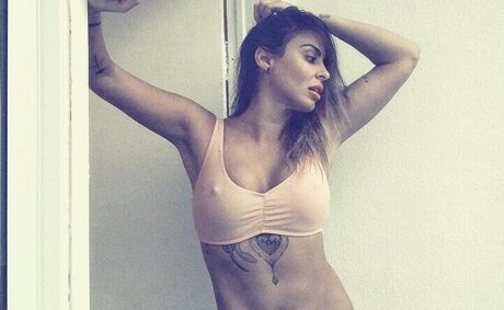 Alinne Rosa porn star pic