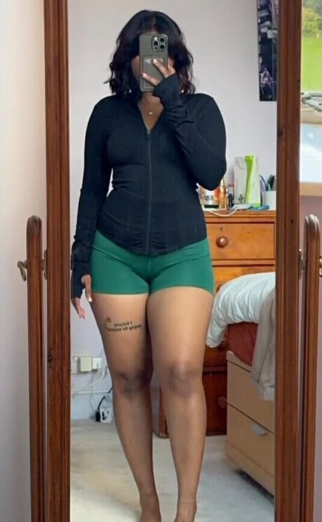 senoritasara erotic actress photos