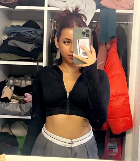 senoritasara star xxx image