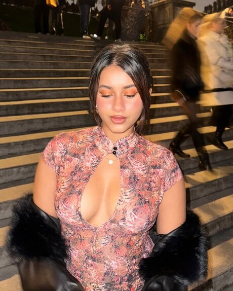 senoritasara erotic model gallery