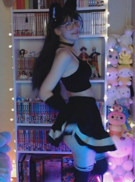 Skymi chan pornographic model img