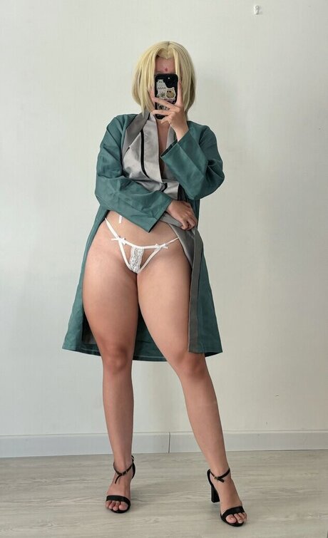 Rumipeach art star pic