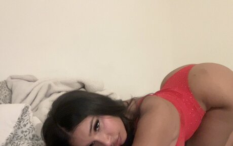 Thumb Alina nudes actress gallery