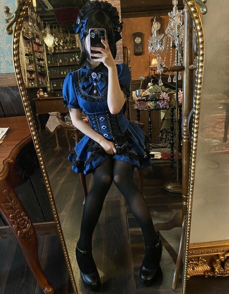 Kogane Akino model exclusive galleries