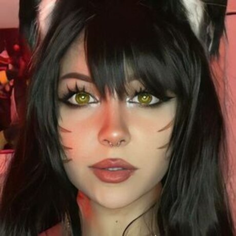 Laurinchhhe adult model pics
