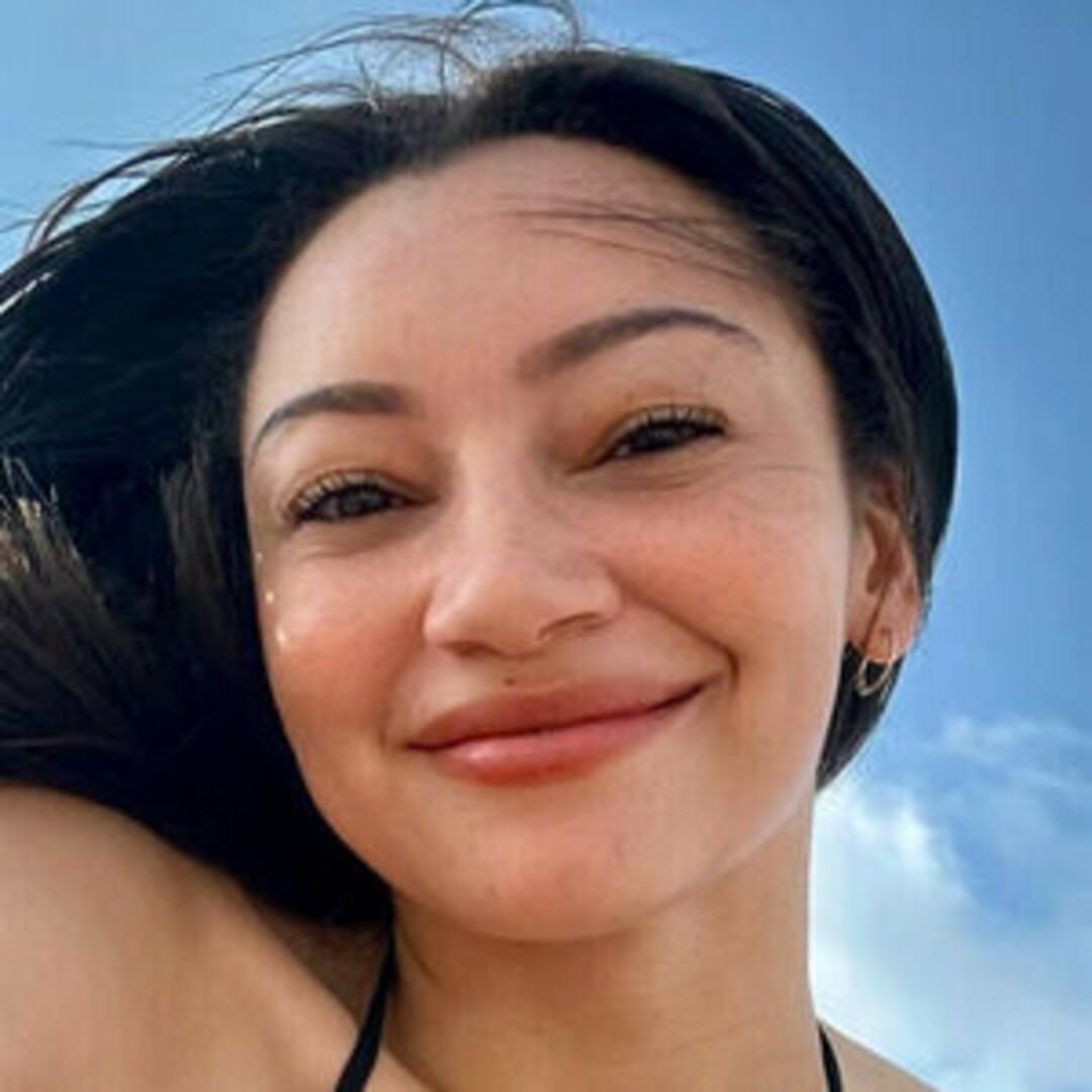 Alyssavanilla naked actress photo