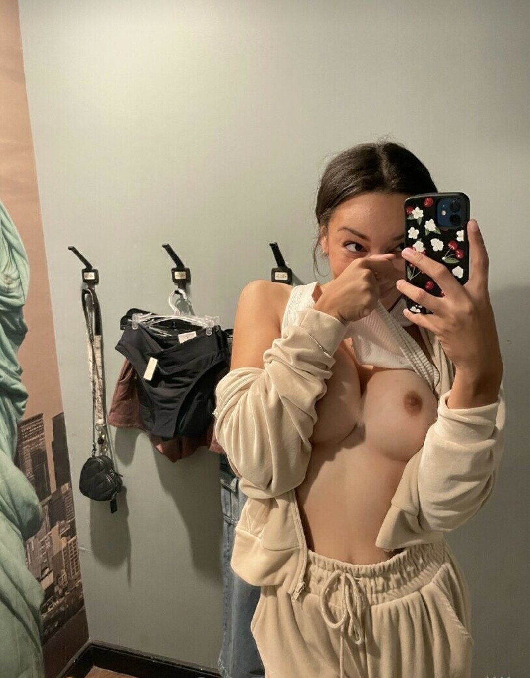 Alyssavanilla beautiful model pic