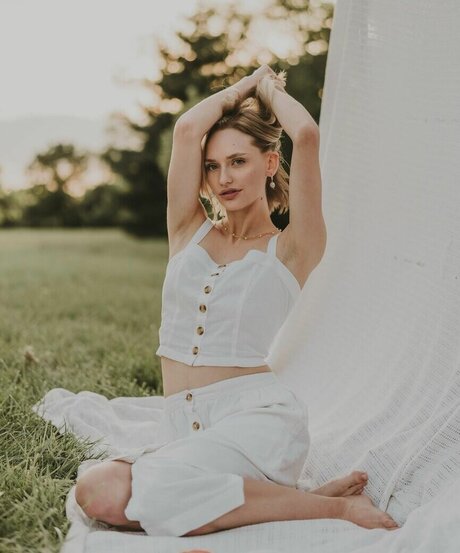 ashleyyy597 hd model img