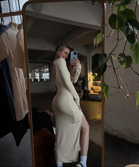 Lisa Marie Schiffner model nude photos