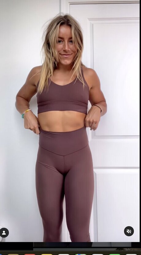 Lauren Stallwood star hot image