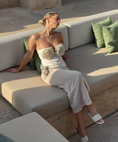 Mrs Bella star sex images